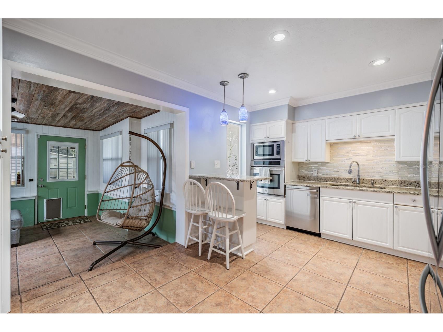 127 Connie Avenue Tampa FL 33613 G5111383 image17
