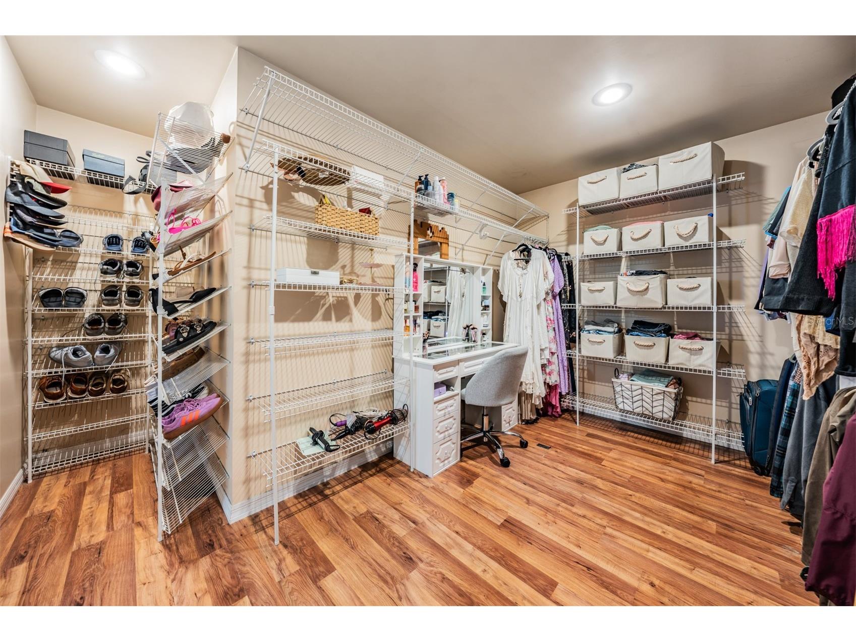 127 Connie Avenue Tampa FL 33613 G5111383 image3