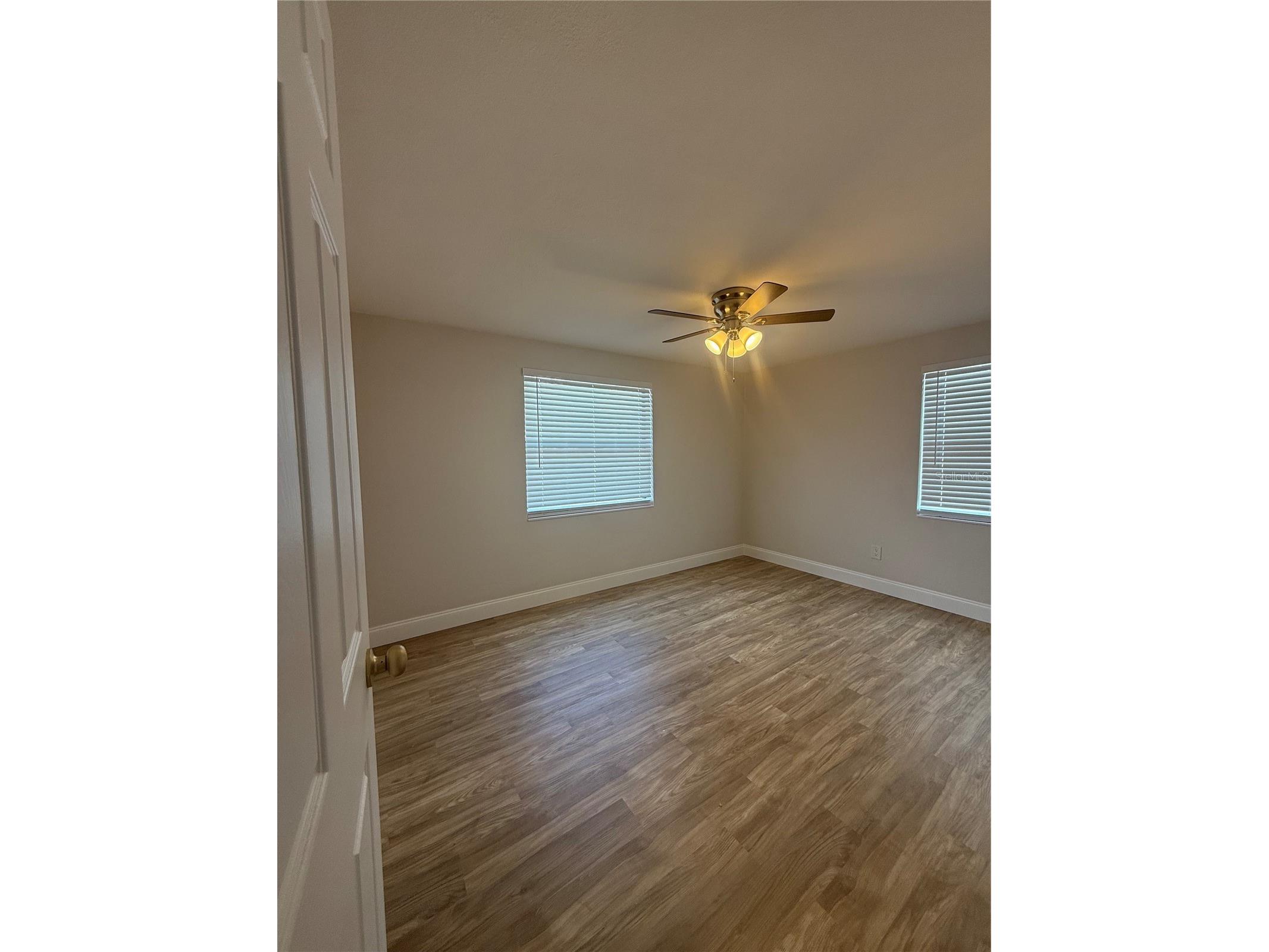 127 Debary Drive Debary FL 32713 - Lake of The Woods R4911287 image5