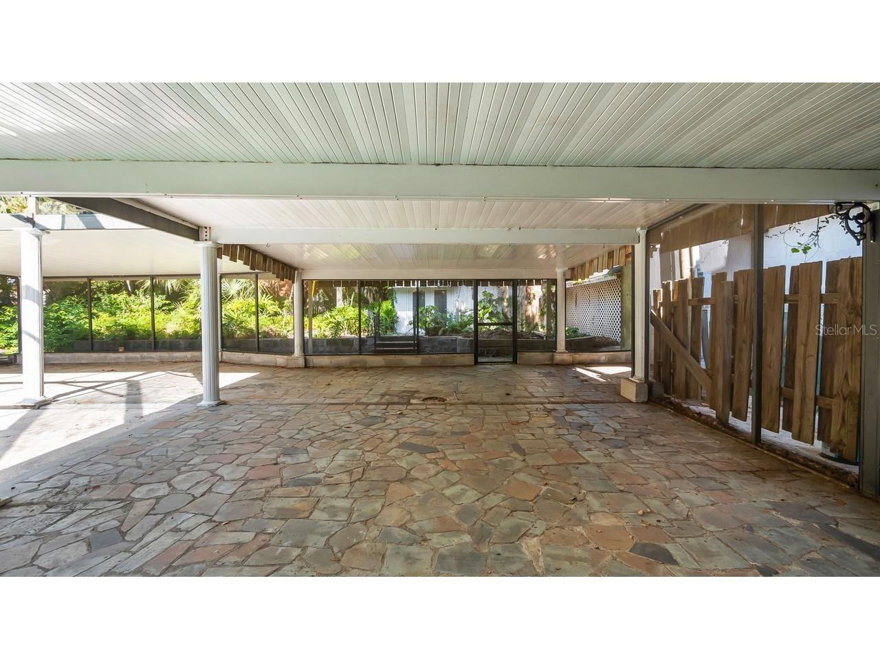 127 E Laurel Avenue Howey In The Hills FL 34737 - LITTLE LAKE HARRIS G5114546 image22