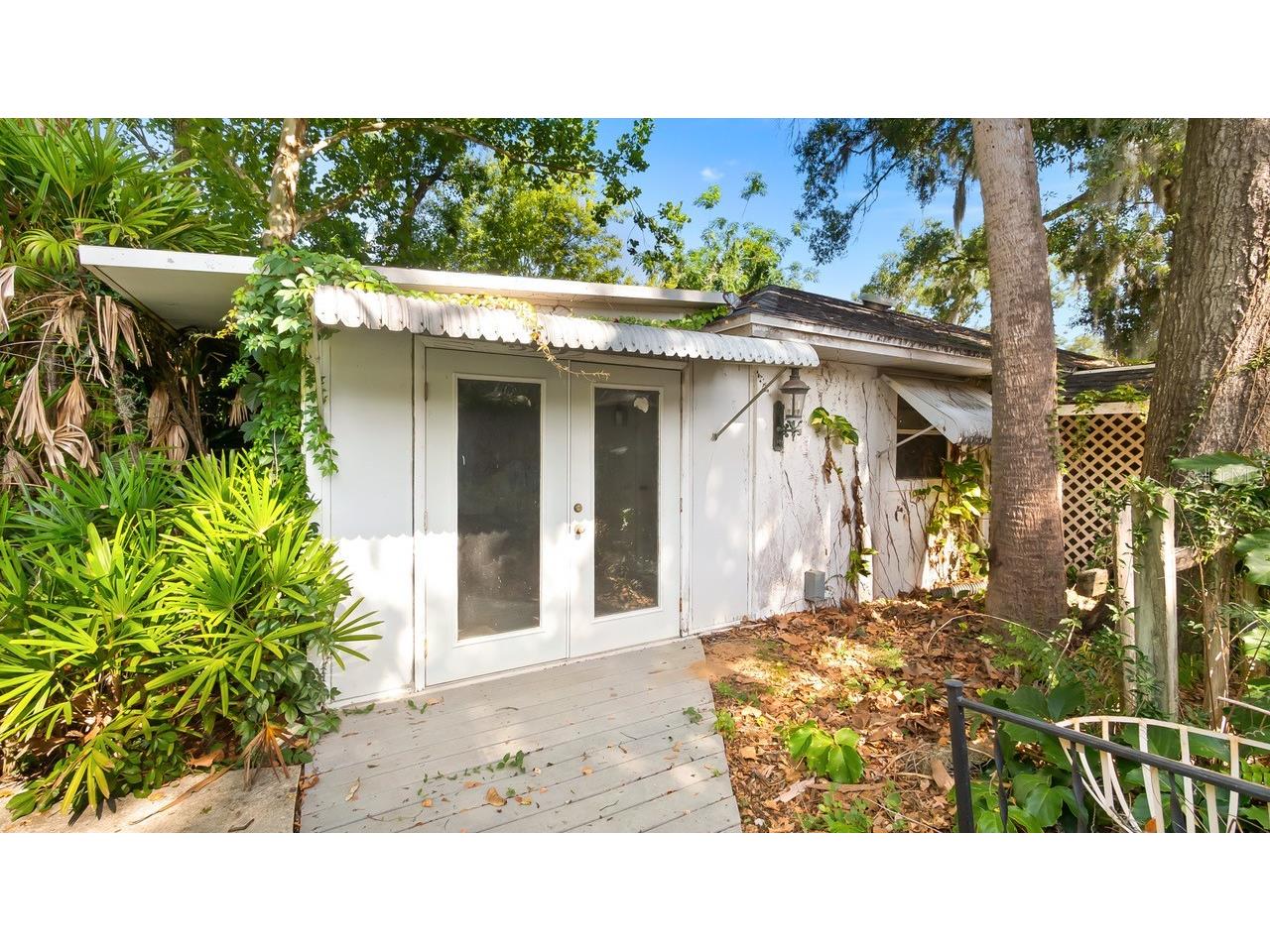 127 E Laurel Avenue Howey In The Hills FL 34737 - LITTLE LAKE HARRIS G5114546 image28