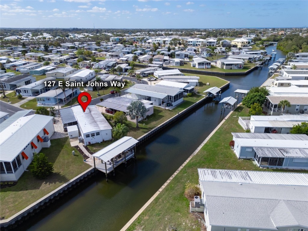 127 E Saint Johns Way Apollo Beach FL 33572 T3499072 image1