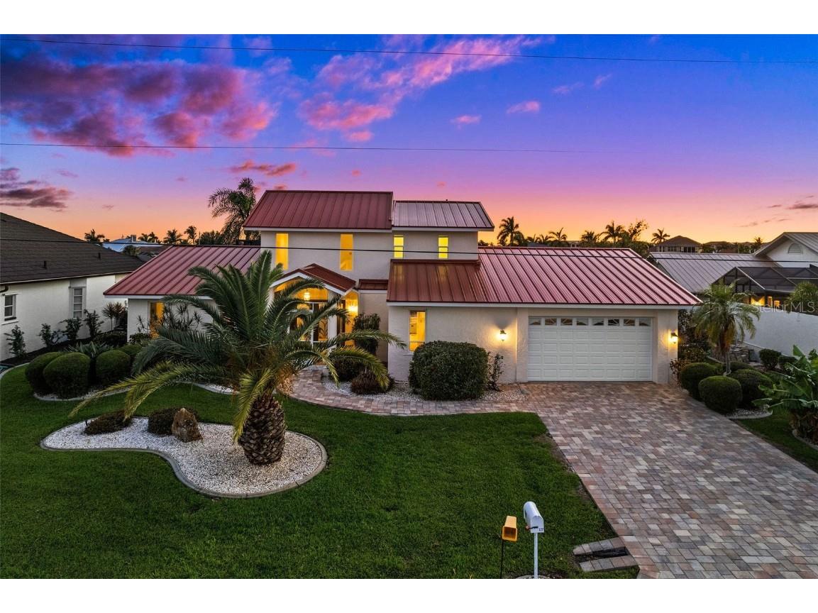 127 Hibiscus Drive Punta Gorda FL 33950 C7490978 image1