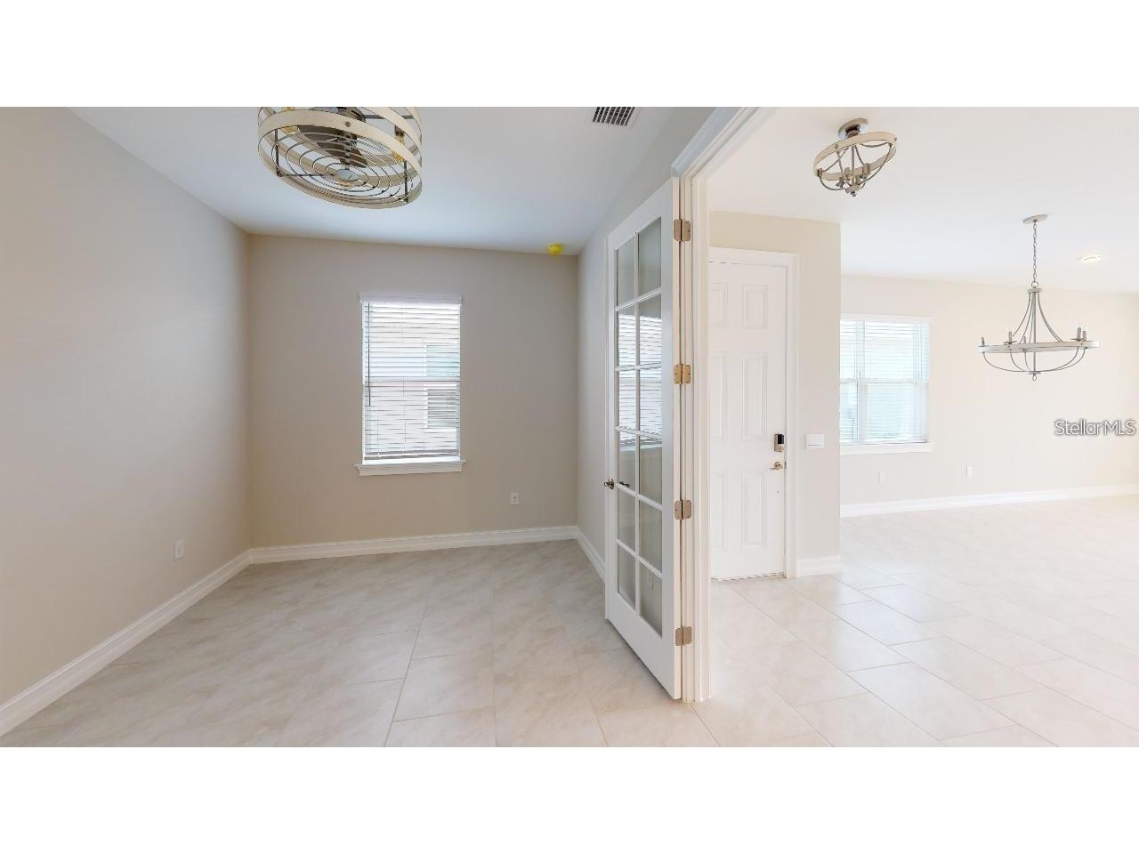 127 Ibiza Loop Venice FL 34292 N6144175 image14