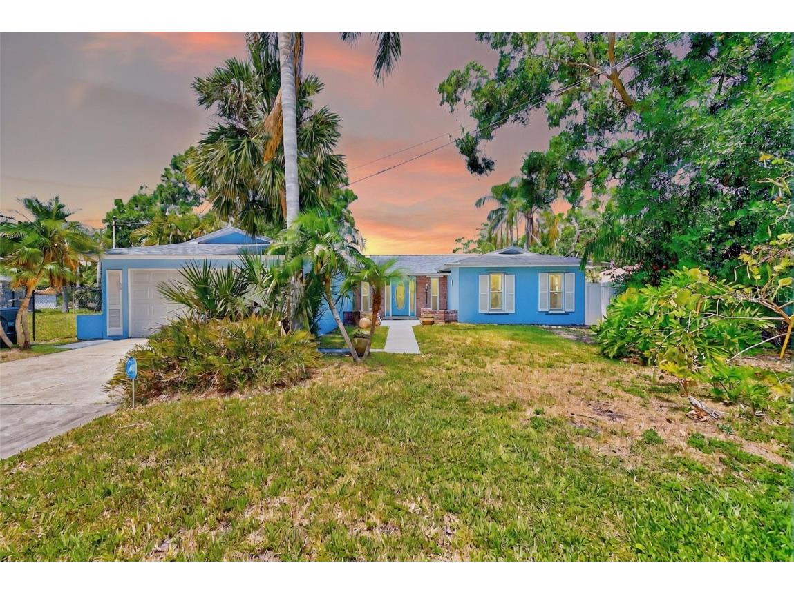 127 Lake Judy Lee Drive Largo FL 33771 TB8381666 image1