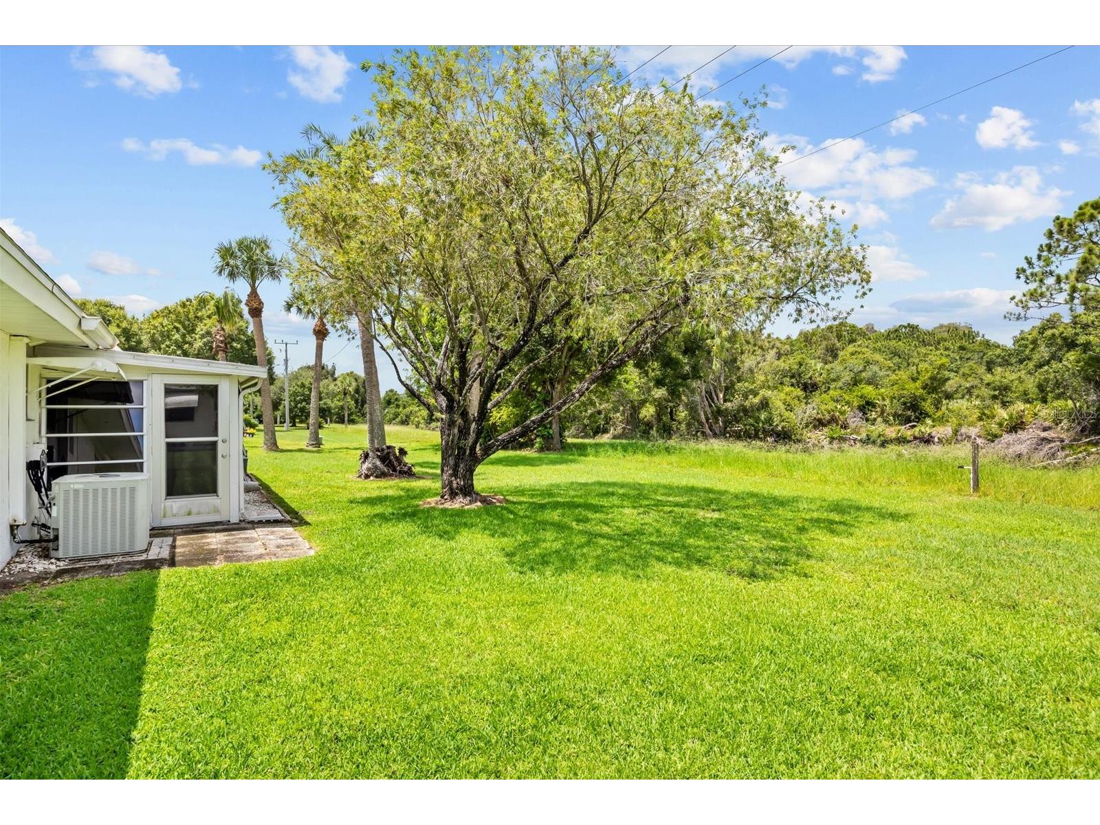 127 Lakes End Drive #C Fort Pierce FL 34982 G5114305 image20