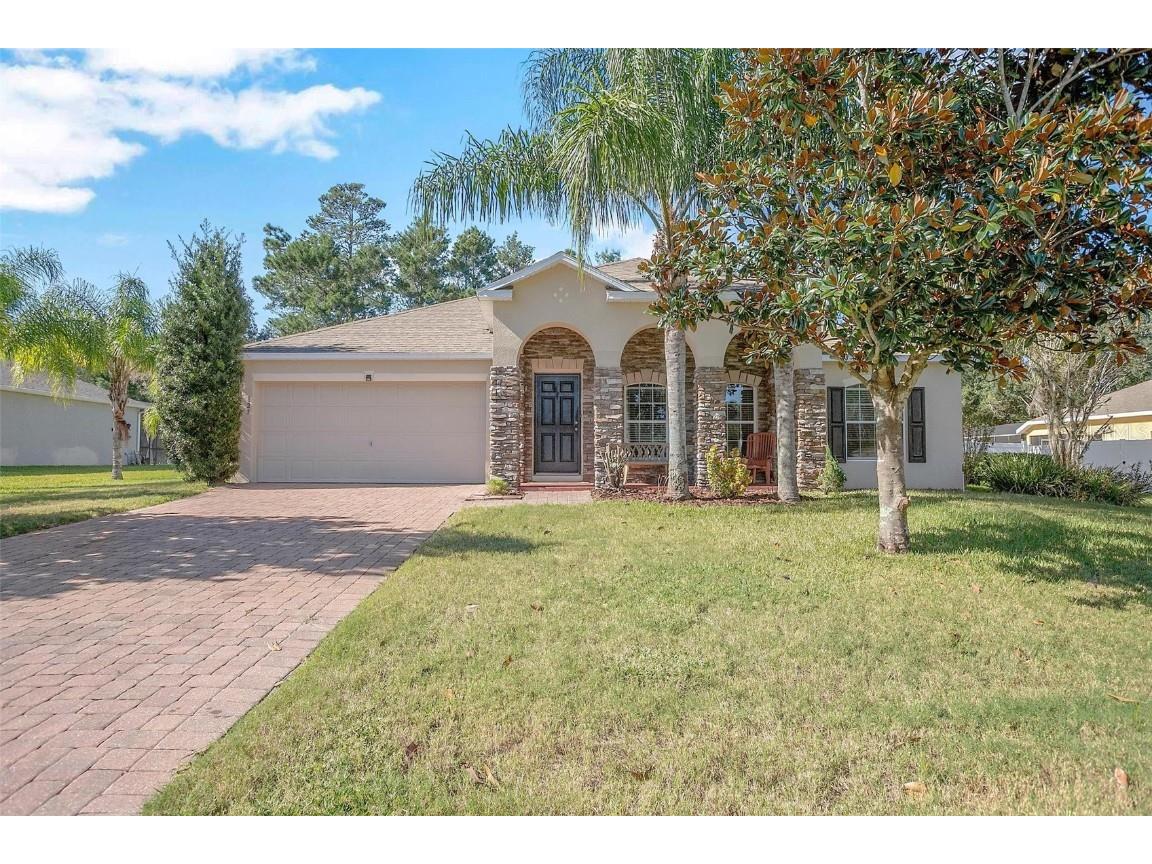 127 Los Arbor Drive Deland FL 32724 V4932757 image1