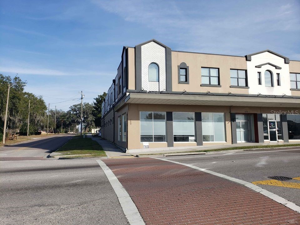 127 N Grove Street Eustis FL 32726 O6085828 image1