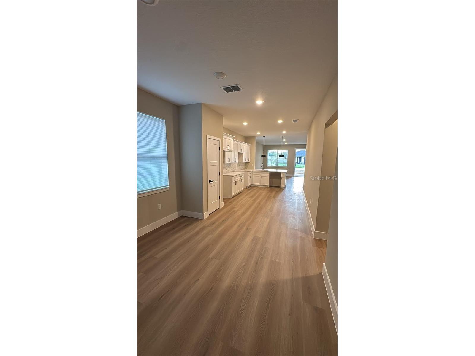 127 N Hudson Street Orlando FL 32835 O6399540 image2