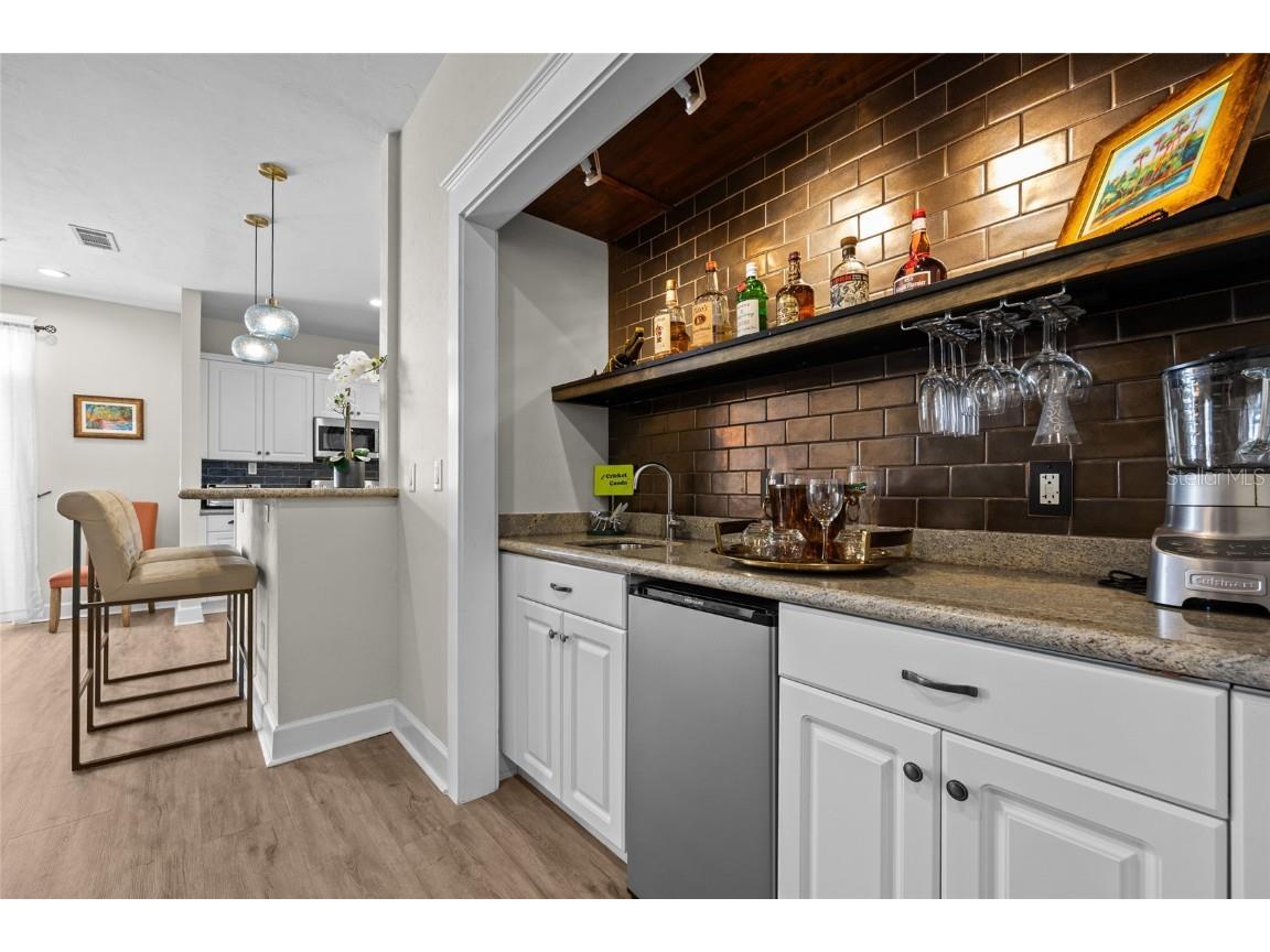 127 NE 3rd Street #N/A Gainesville FL 32601 GC534273 image7