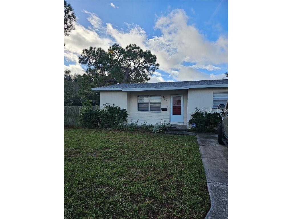 127 NE Monroe Circle N #127 Saint Petersburg FL 33702 U8223473 image1