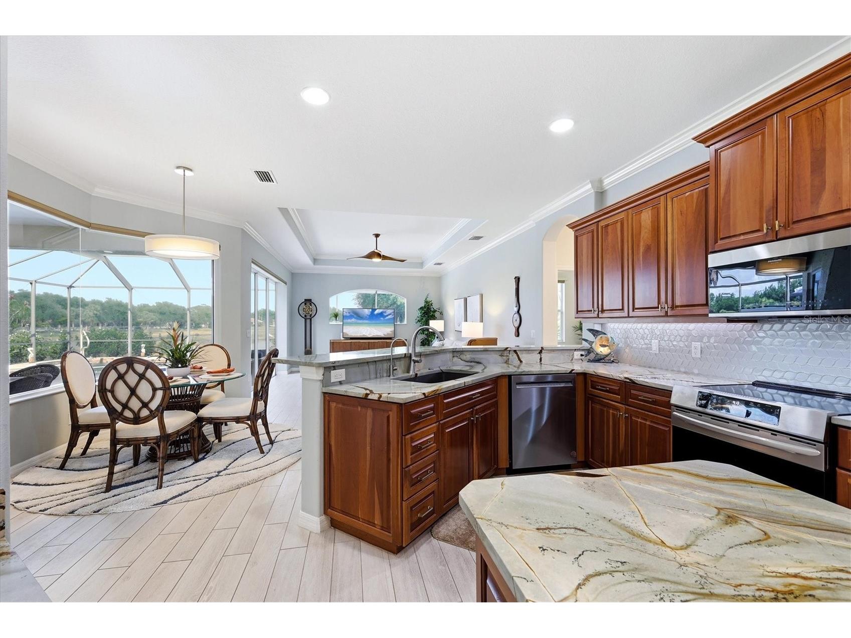 127 Park Trace Boulevard Osprey FL 34229 A4692408 image17