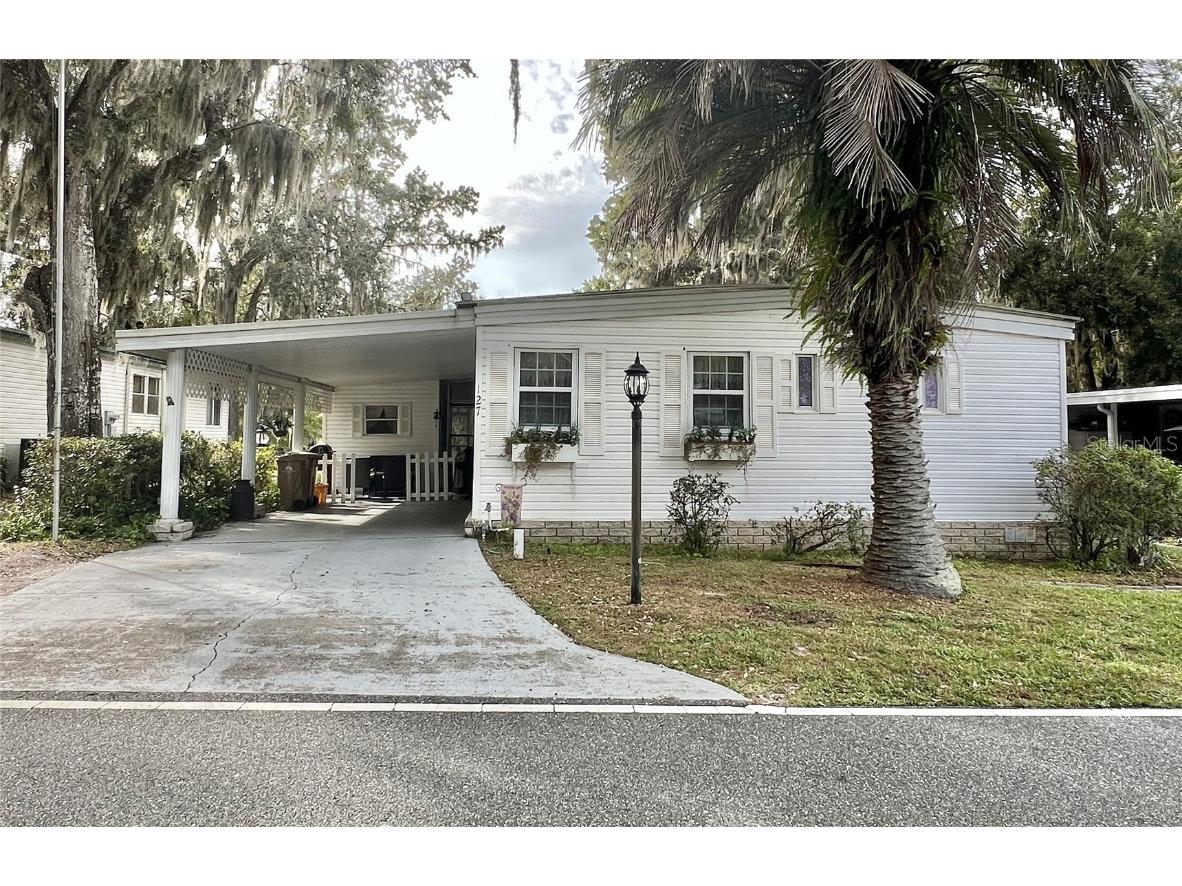 127 Royal Palm Drive Leesburg FL 34748 G5104261 image1