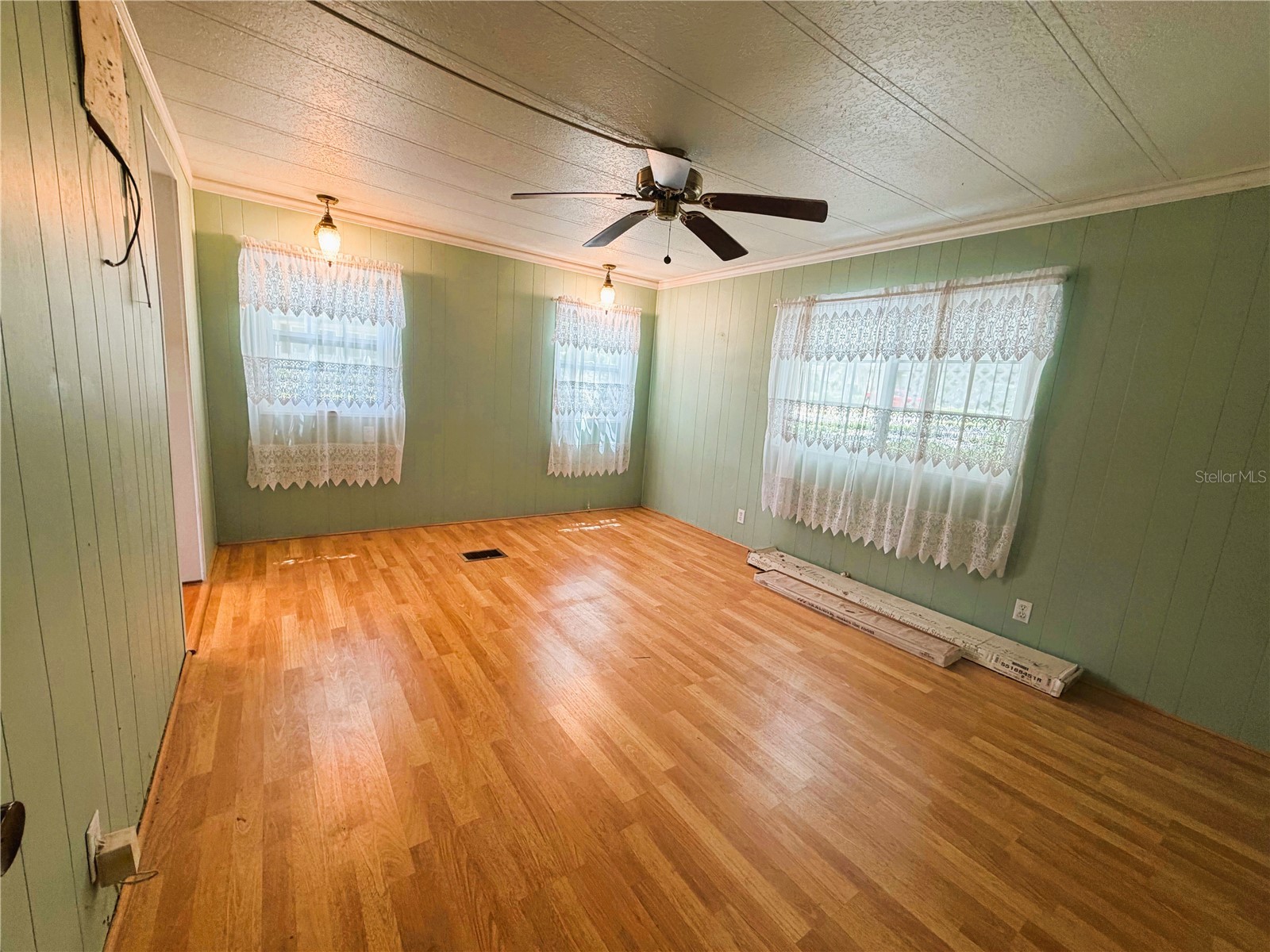 127 Royal Palm Drive Leesburg FL 34748 R4911299 image35