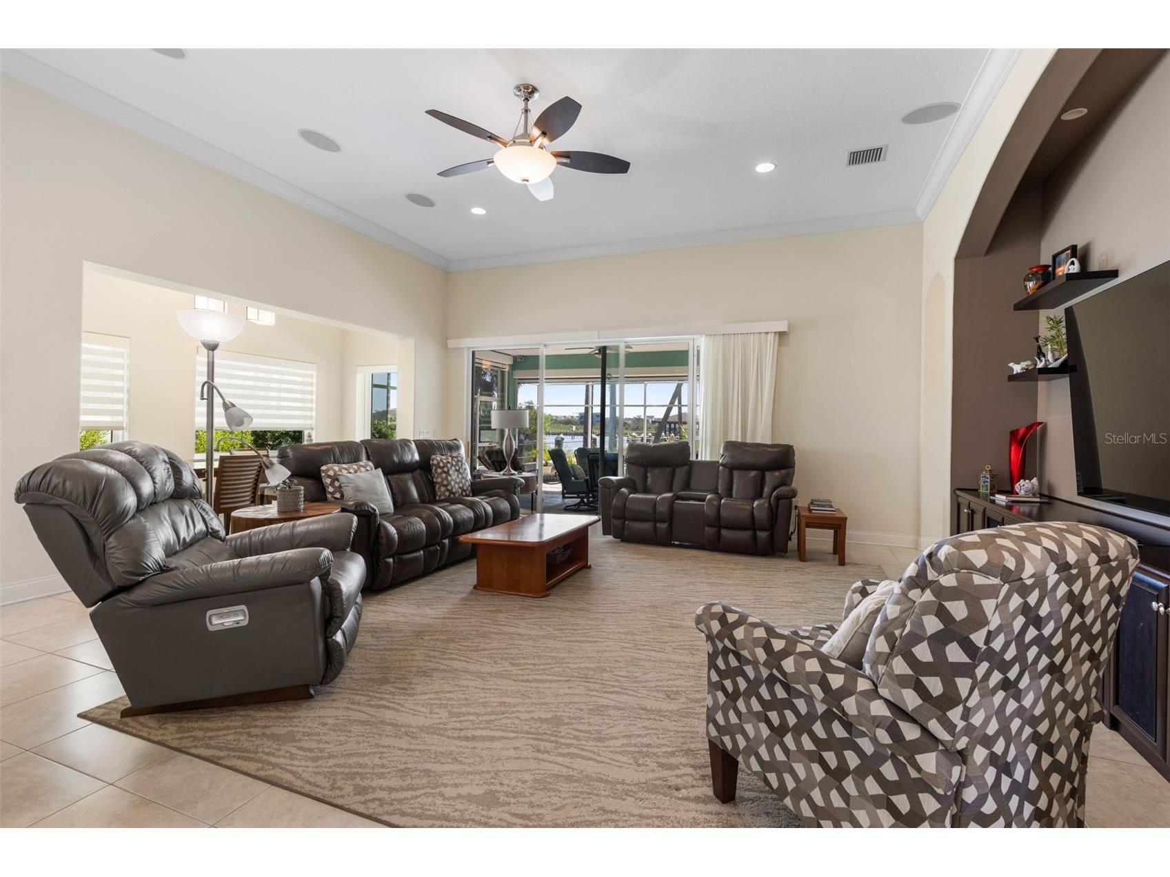 127 S Riverwalk Drive Palm Coast FL 32137 FC320042 image4