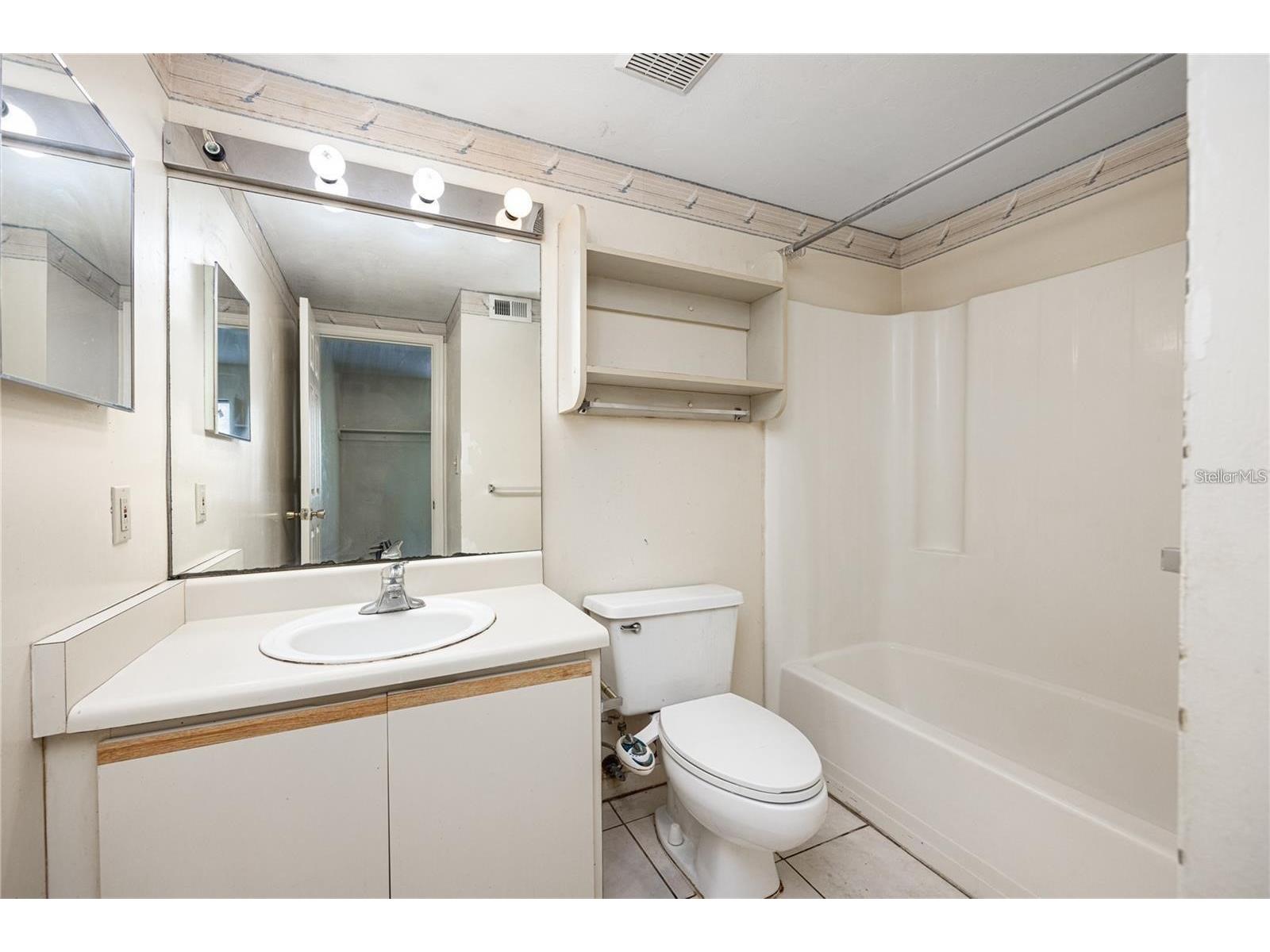 127 SE 16th Avenue #S-105 Gainesville FL 32601 GC536712 image16