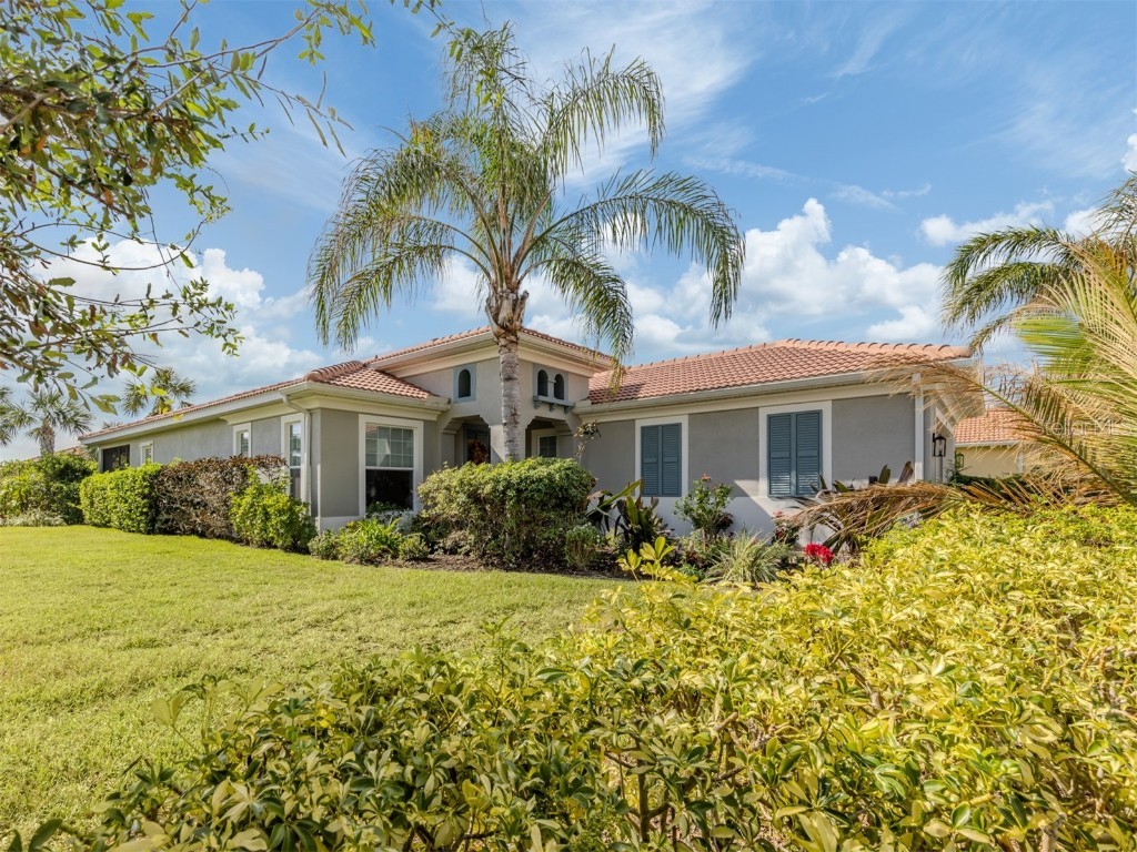 127 Sevilla Place North Venice FL 34275 N6135307 image1