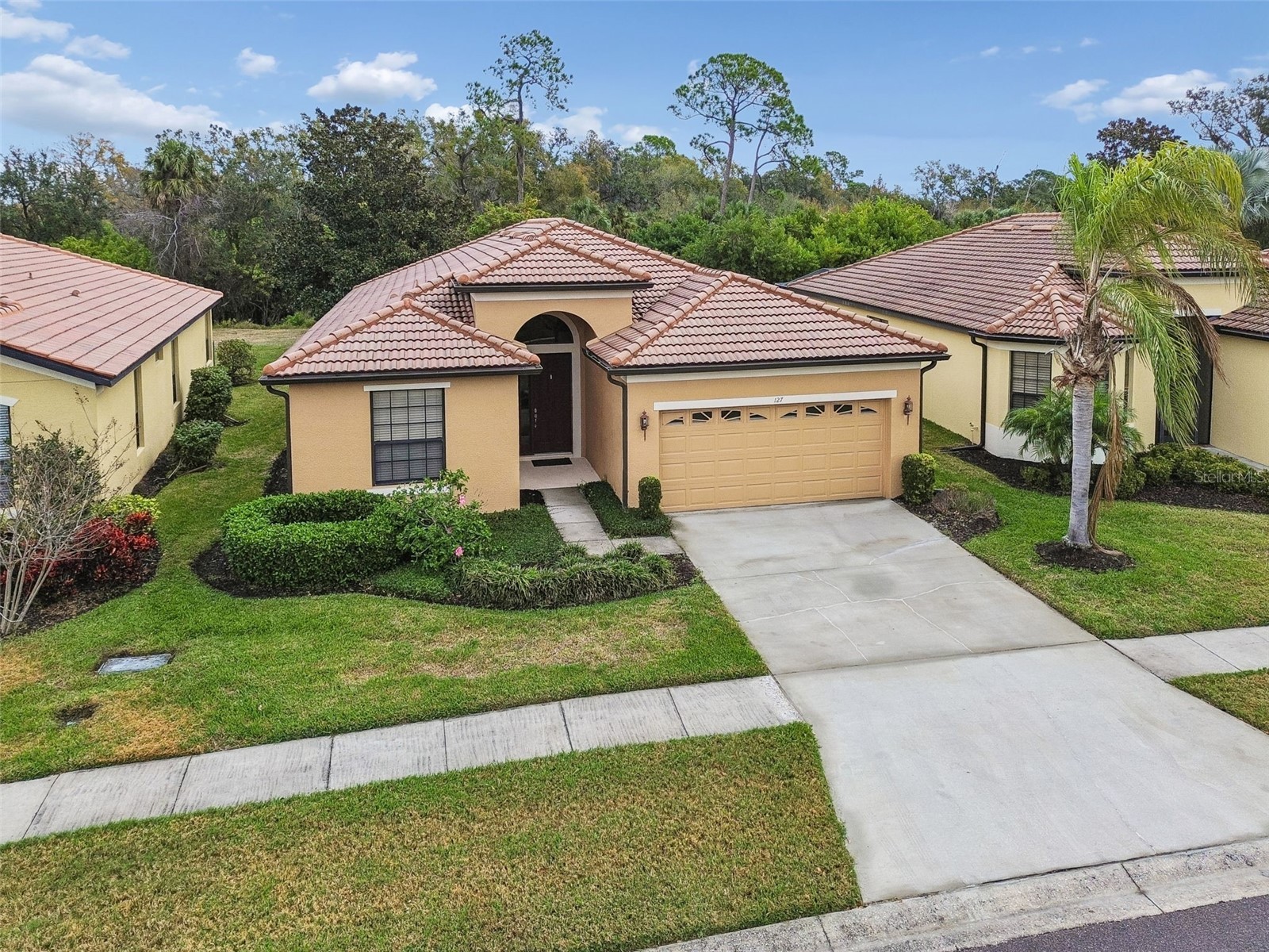 127 Silver Falls Drive Apollo Beach FL 33572 TB8470188 image1