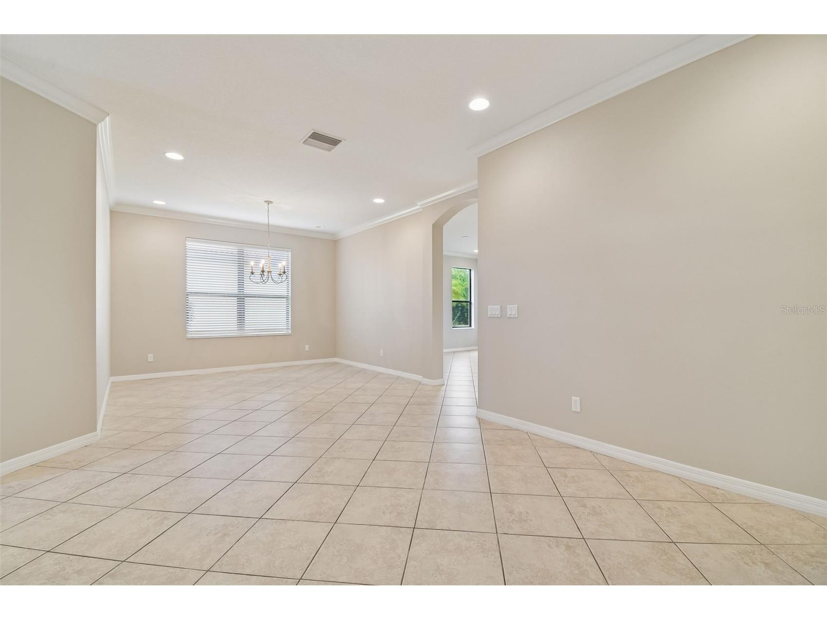 127 Silver Falls Drive Apollo Beach FL 33572 TB8470188 image6