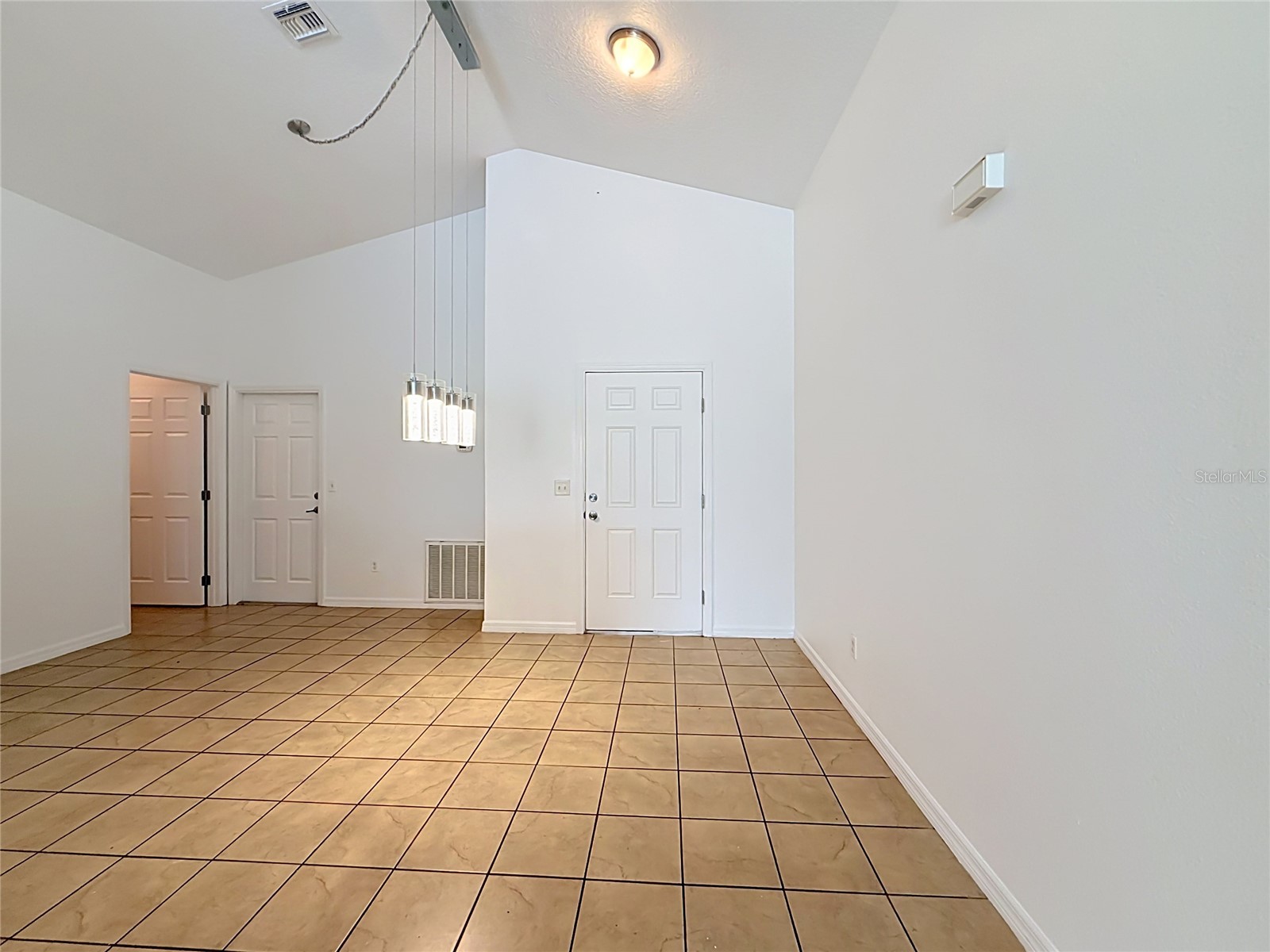 127 Stewart Lake Loop Groveland FL 34736 O6409928 image2
