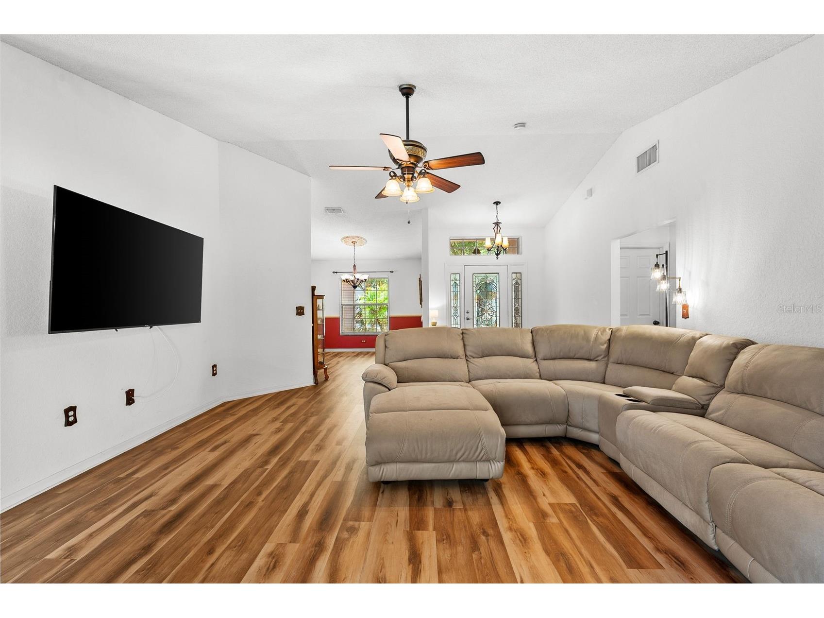 127 Winston Manor Circle Seffner FL 33584 TB8509623 image5