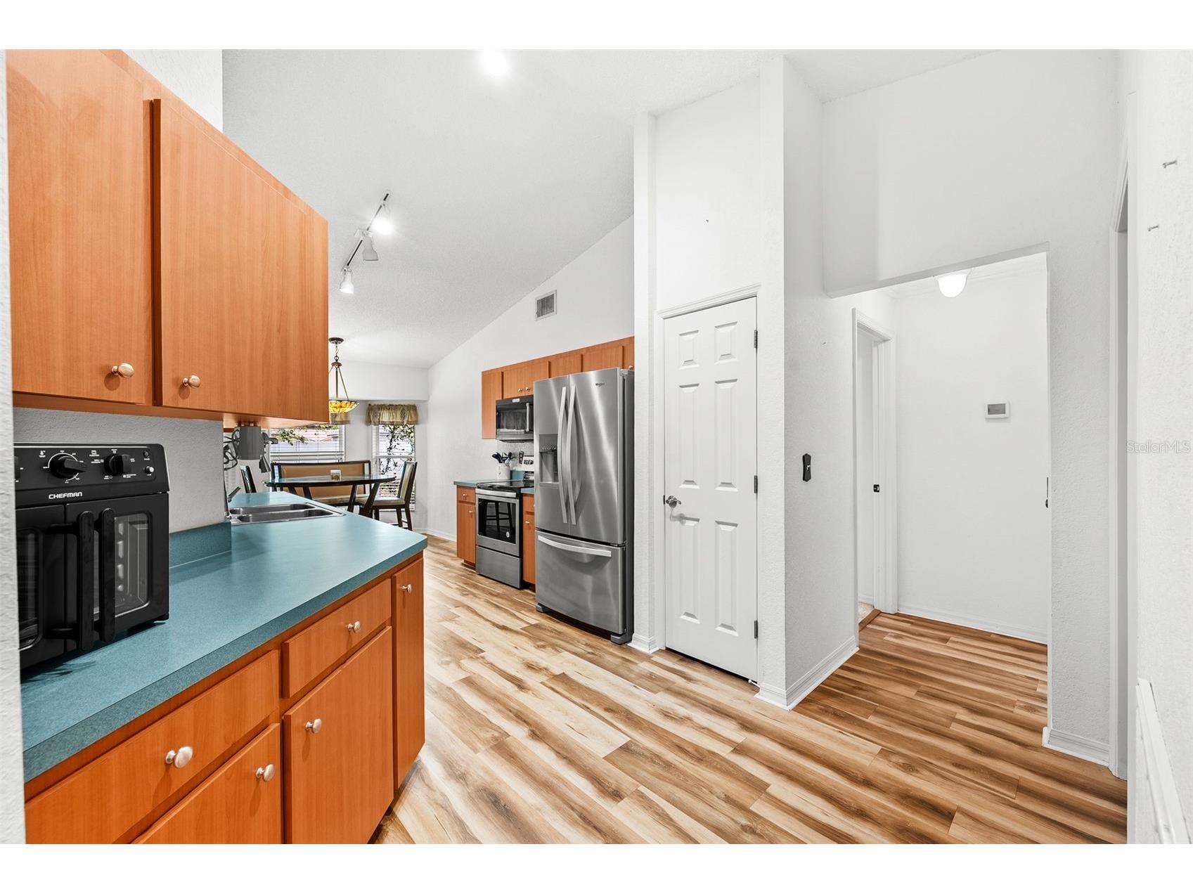 127 Winston Manor Circle Seffner FL 33584 TB8509623 image8