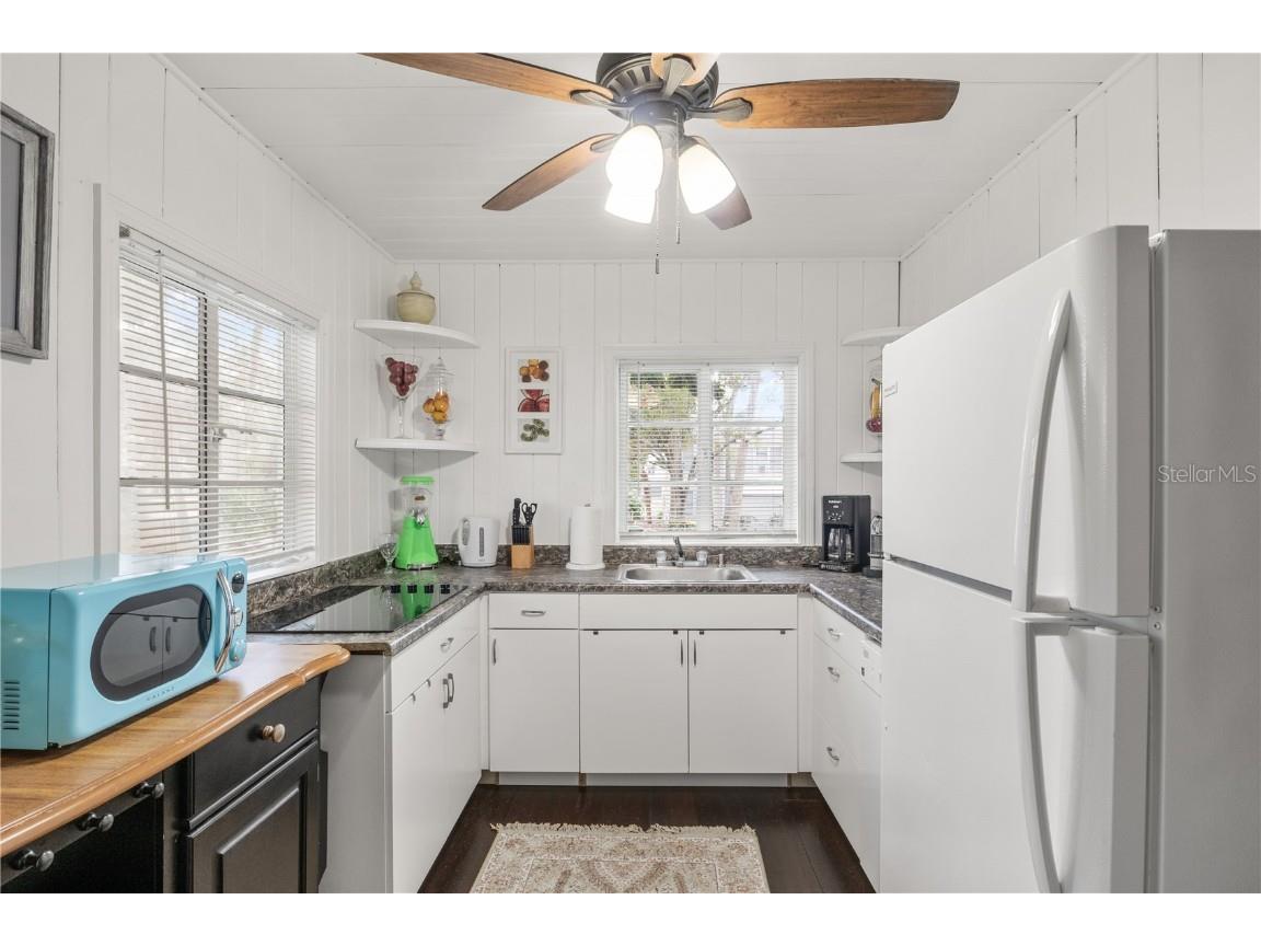 1270 5th Street Sarasota FL 34236 A4624901 image18