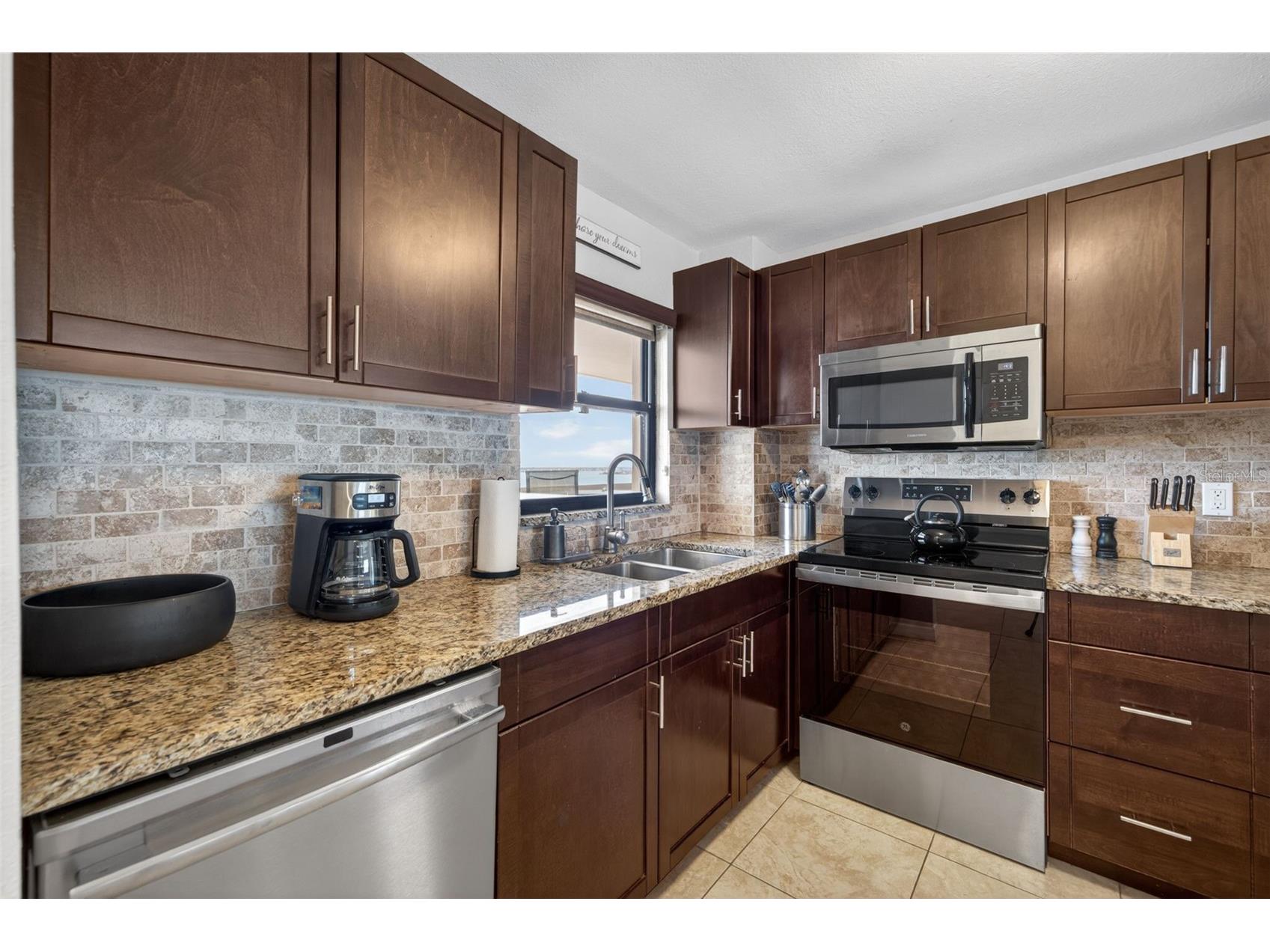 1270 Gulf Boulevard #1007 Clearwater Beach FL 33767 - GULF TB8501024 image7
