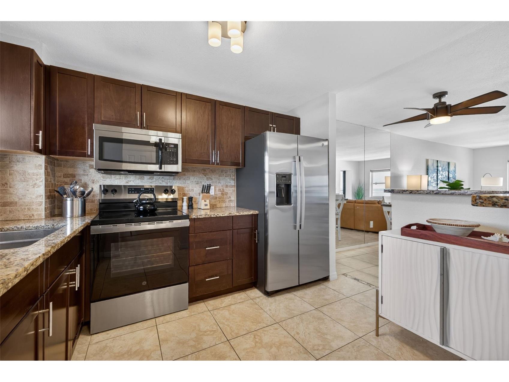 1270 Gulf Boulevard #1007 Clearwater Beach FL 33767 - GULF TB8501024 image8