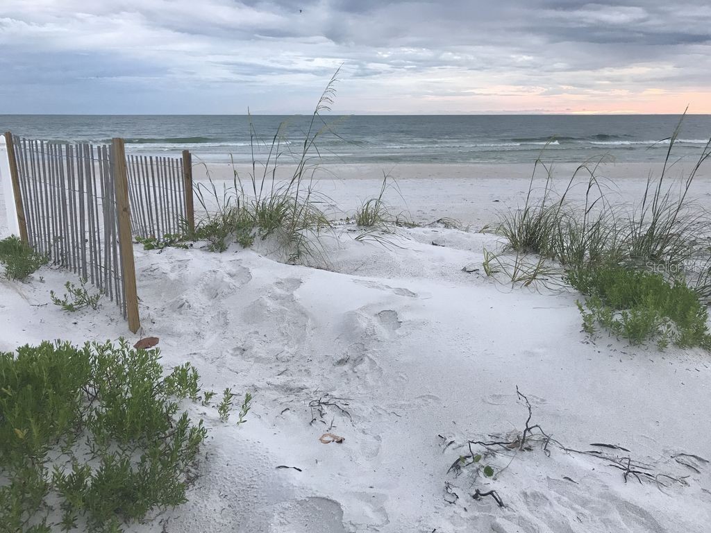 1270 Gulf Boulevard #1206 Clearwater Beach FL 33767 - GULF OF AMERICA TB8527937 image32