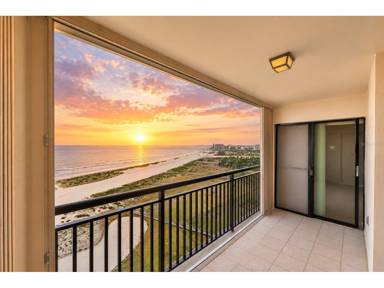 1270 Gulf Boulevard #1706 Clearwater Beach FL 33767 TB8519268 image1