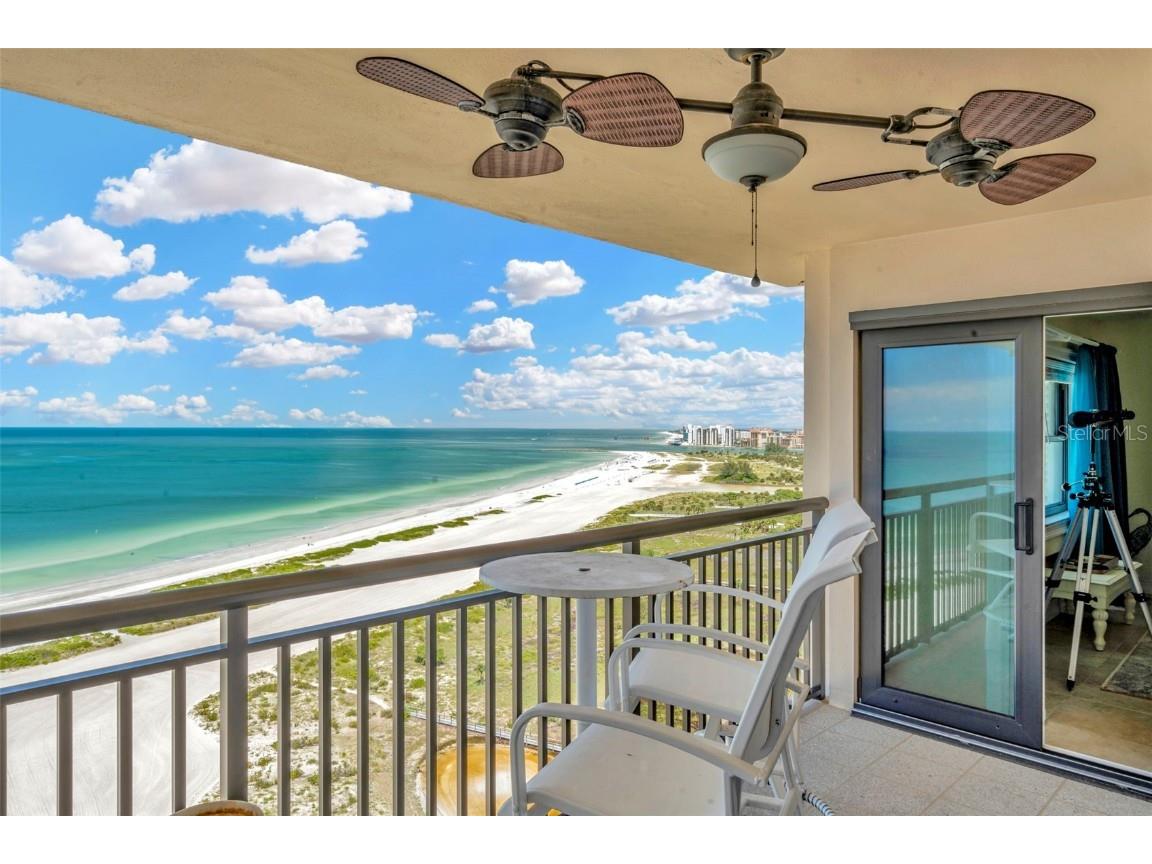 1270 Gulf Boulevard #2002 Clearwater Beach FL 33767 W7867870 image1