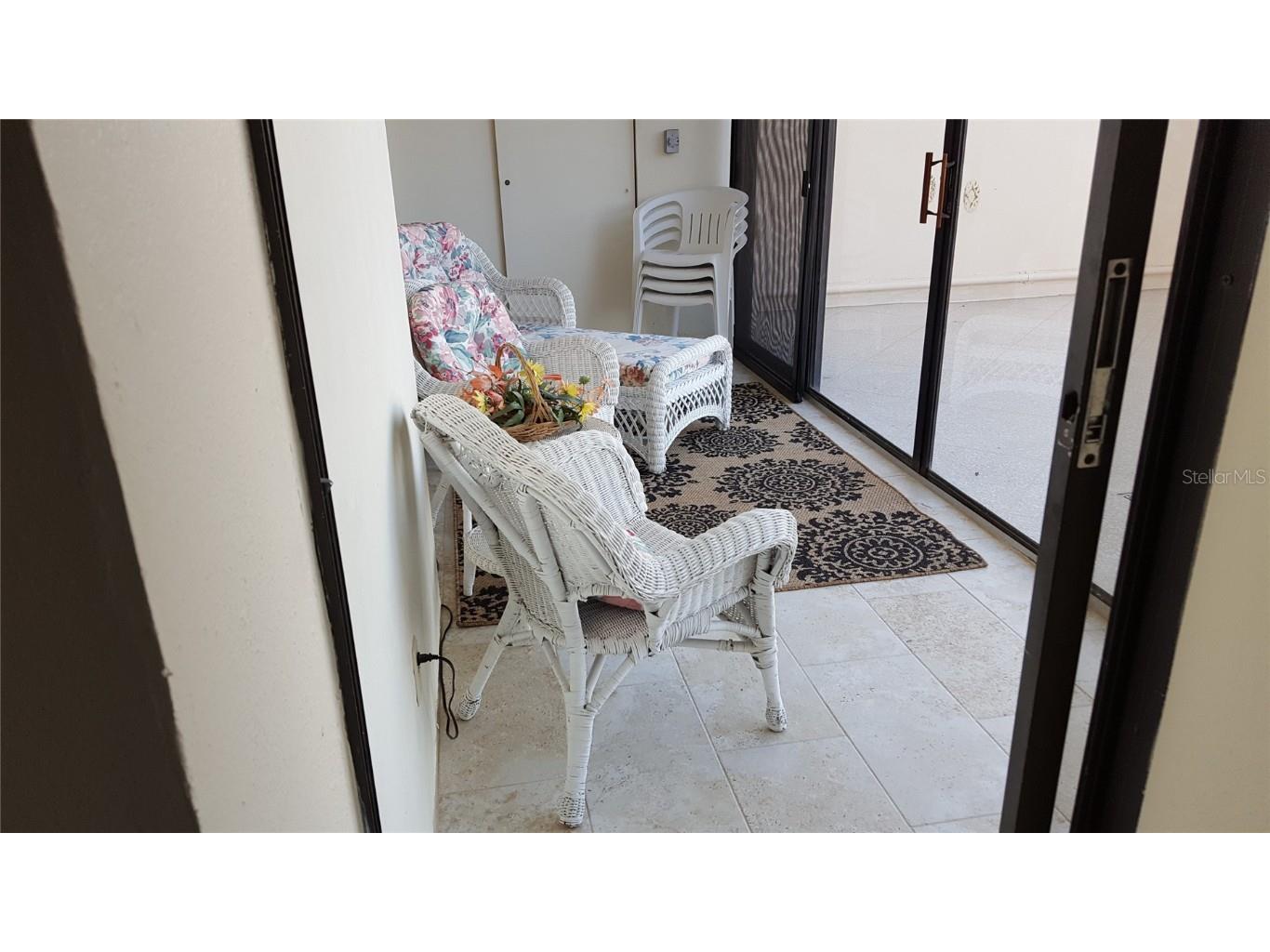 1270 Gulf Boulevard #302 Clearwater Beach FL 33767 TB8436878 image9