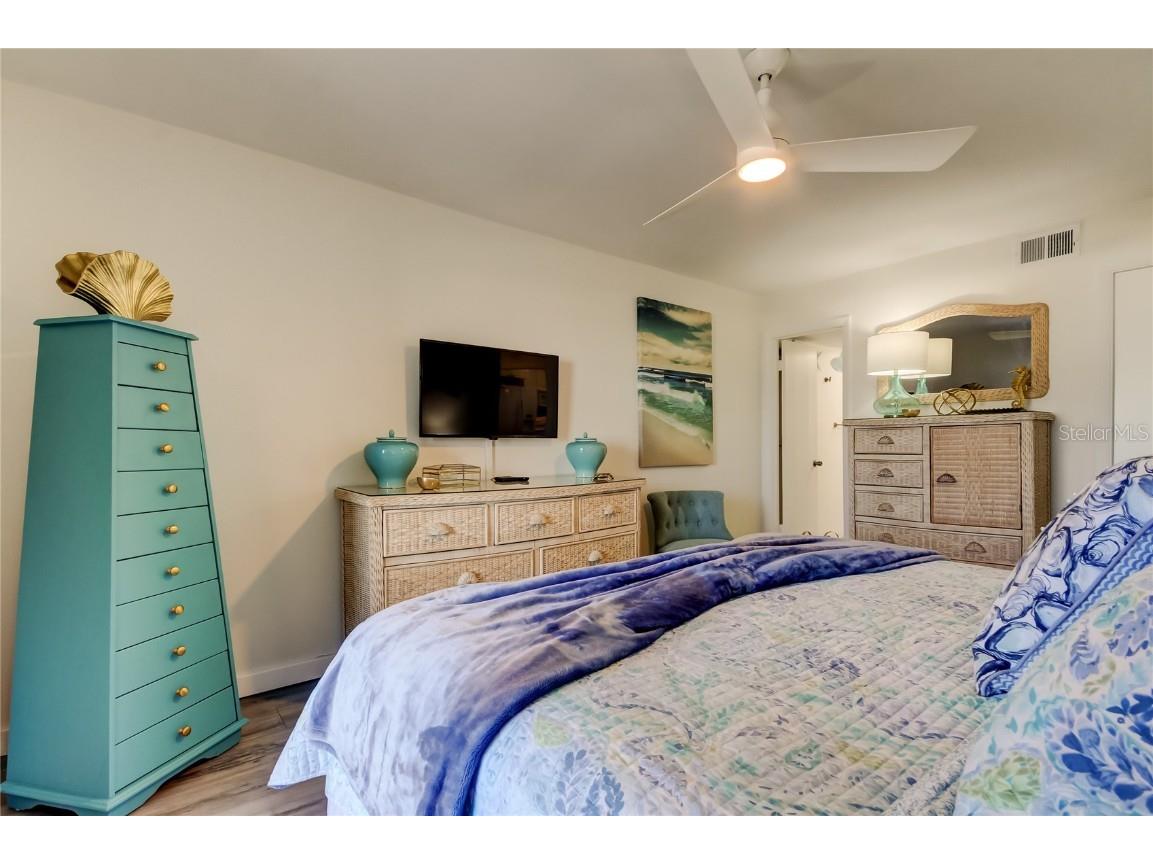 1270 Gulf Boulevard #304 Clearwater FL 33767 TB8342053 image21