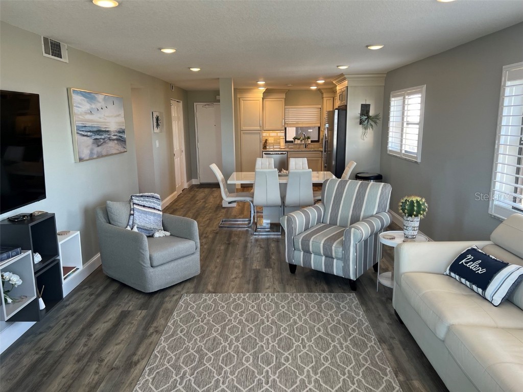 1270 Gulf Boulevard #401 Clearwater FL 33767 TB8428535 image4