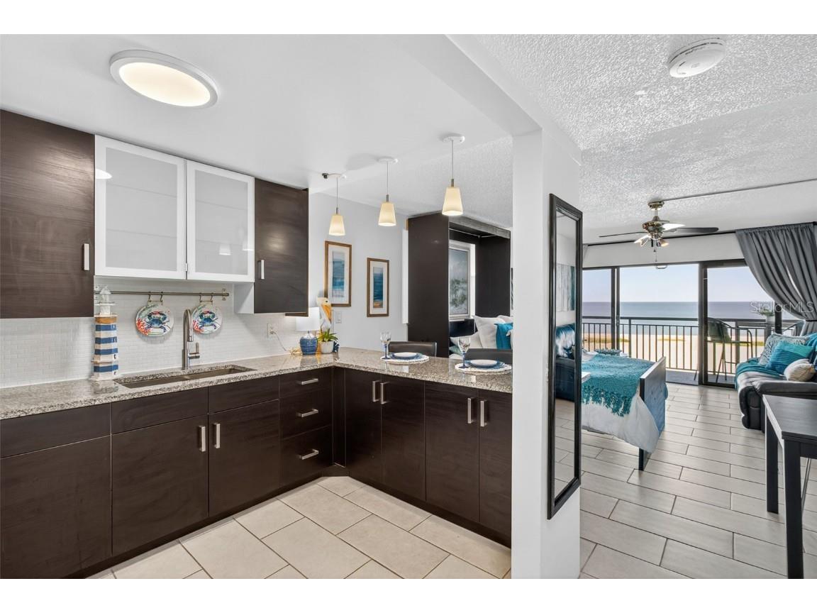 1270 Gulf Boulevard #705 Clearwater Beach FL 33767 TB8442807 image11