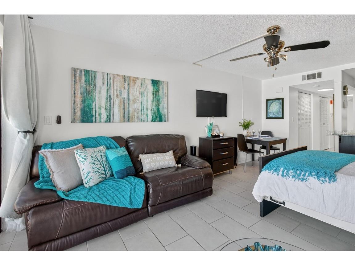 1270 Gulf Boulevard #705 Clearwater Beach FL 33767 TB8442807 image7