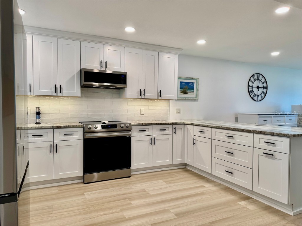 1270 Gulf Boulevard #904 Clearwater Beach FL 33767 TB8422647 image4