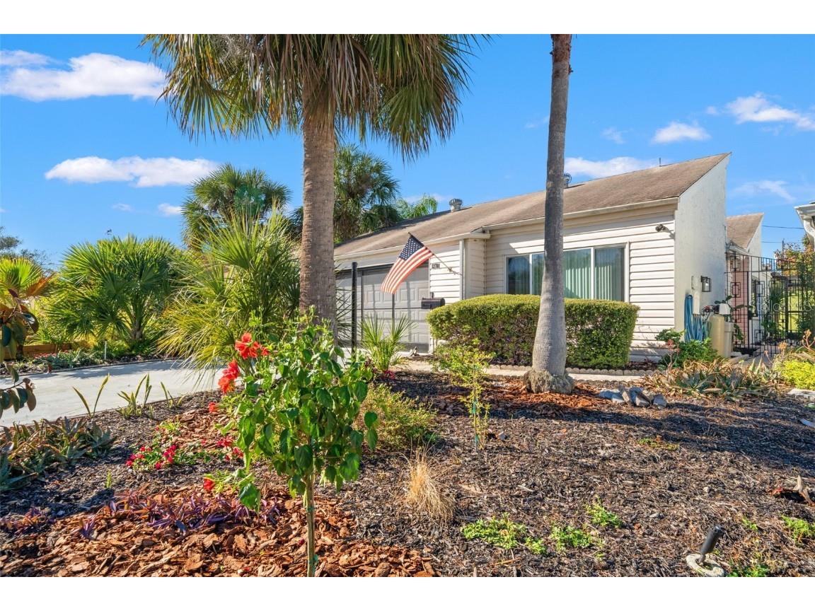 12701 Shell Point Drive Hudson FL 34667 W7881301 image1