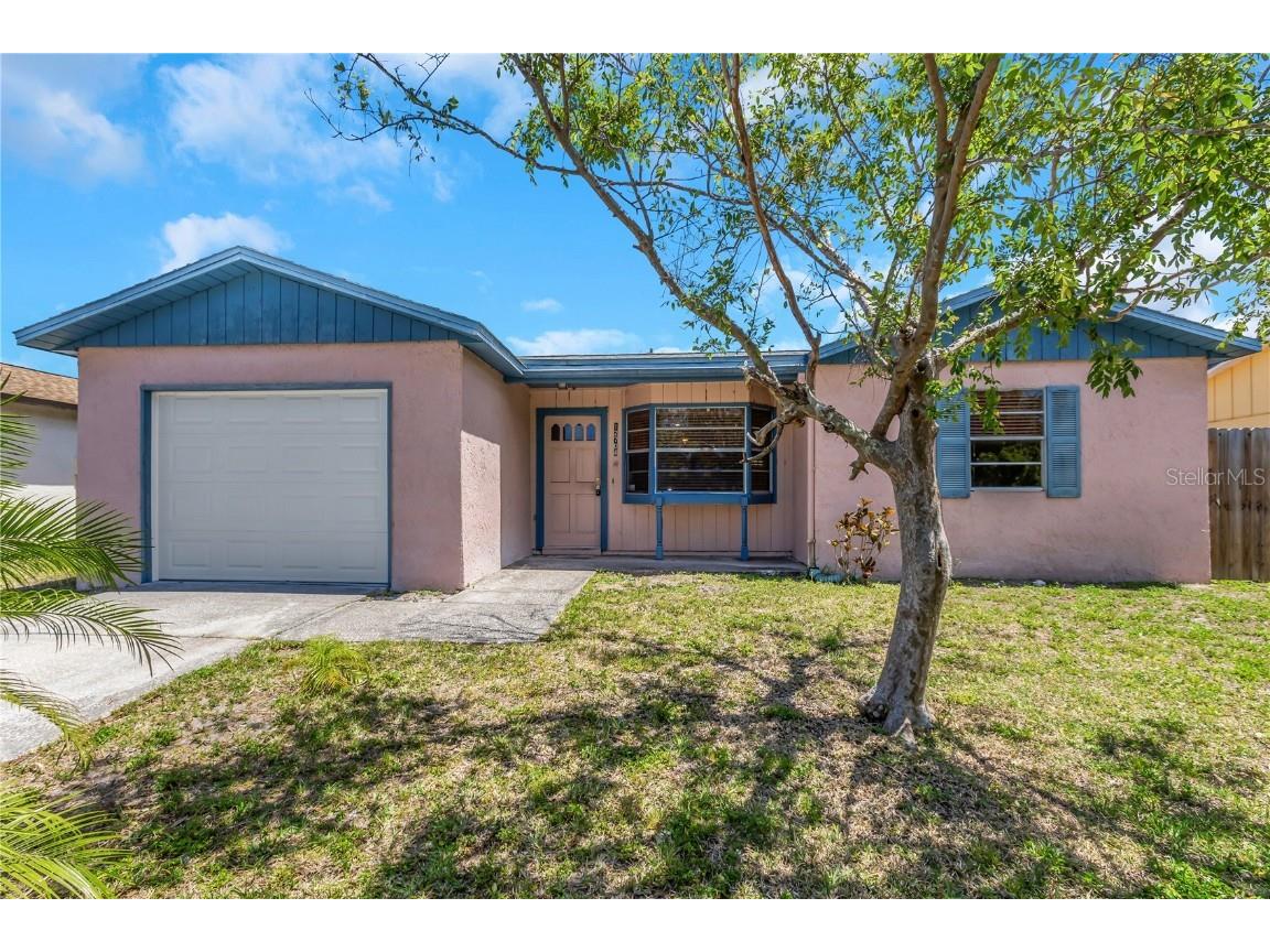 12704 128th Lane Largo FL 33774 TB8357473 image1