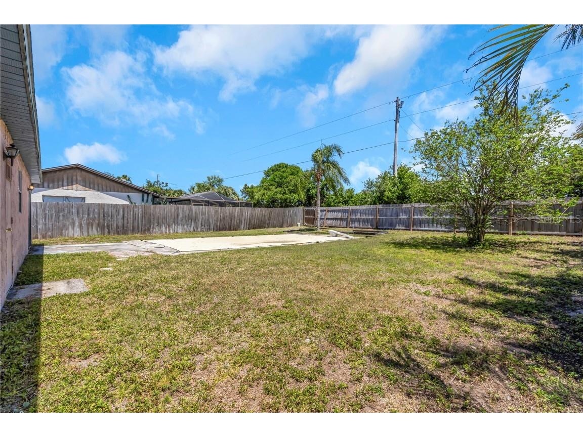12704 128th Lane Largo FL 33774 TB8357473 image3