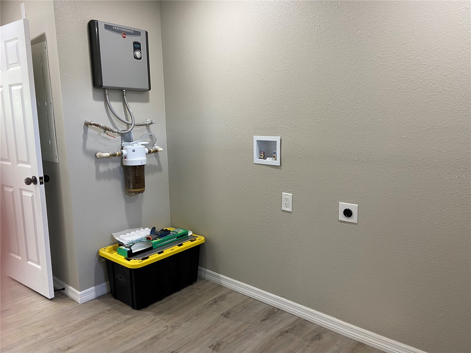 12704 Lacey Drive New Port Richey FL 34654 TB8475995 image30