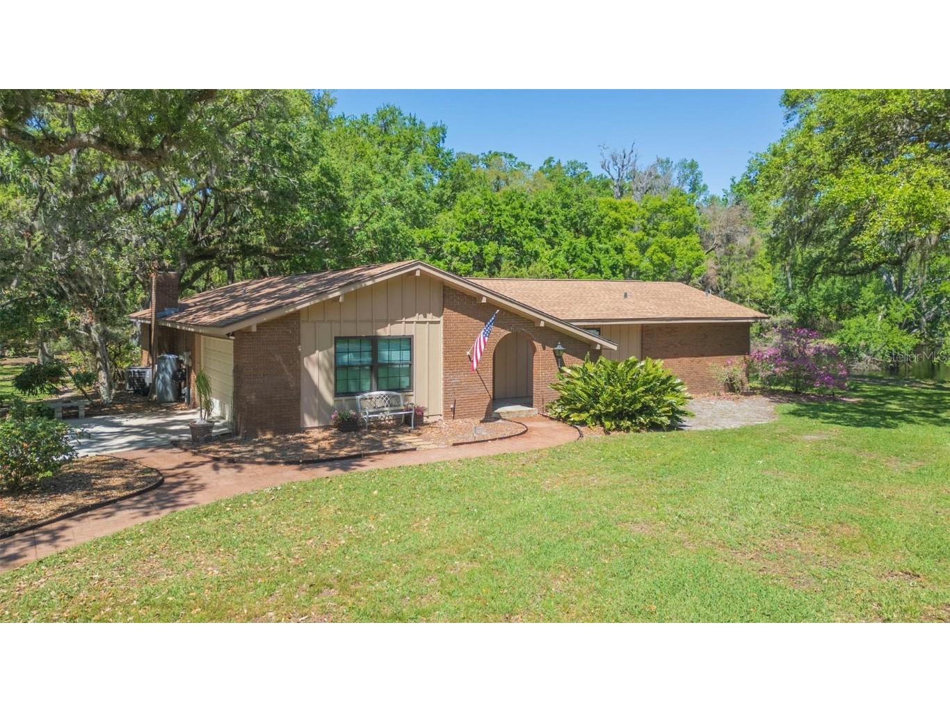 12705 Green Oak Lane Dade City FL 33525 TB8366743 image1