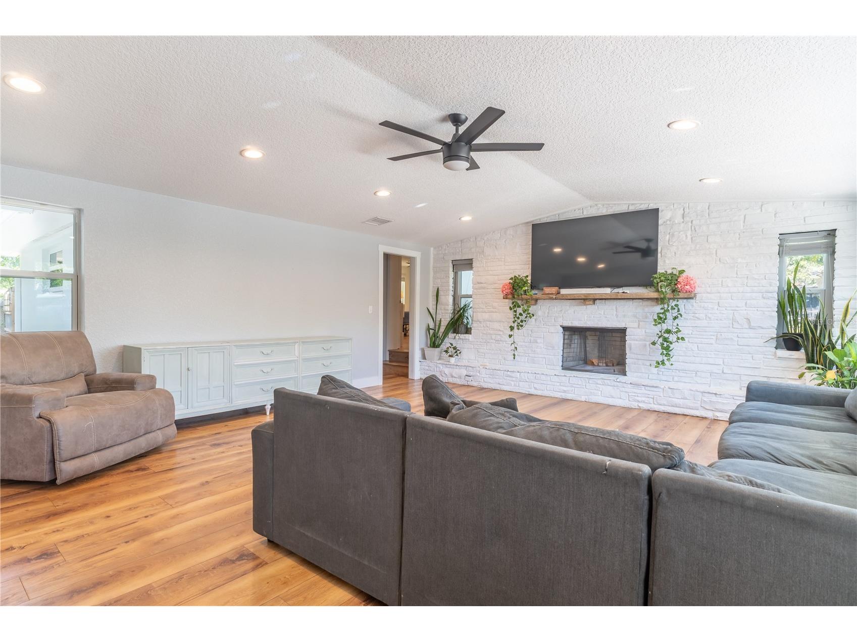 12705 Park Boulevard Seminole FL 33776 TB8497206 image13