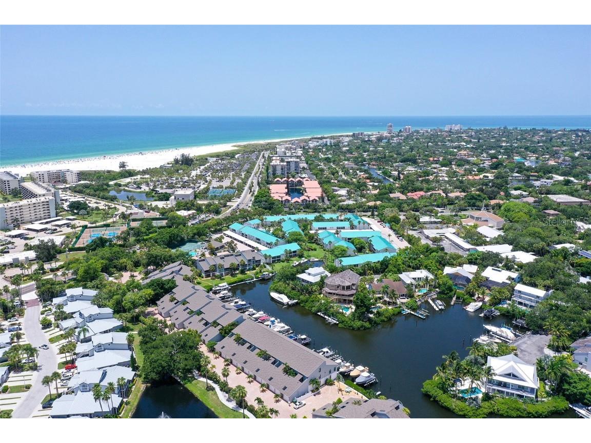 1271 Dockside Place #215 Sarasota FL 34242 A4616895 image1