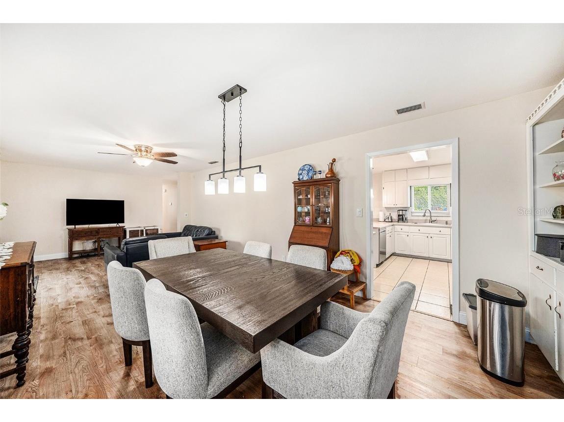 12710 Greenmoor Drive Tampa FL 33618 TB8451413 image10