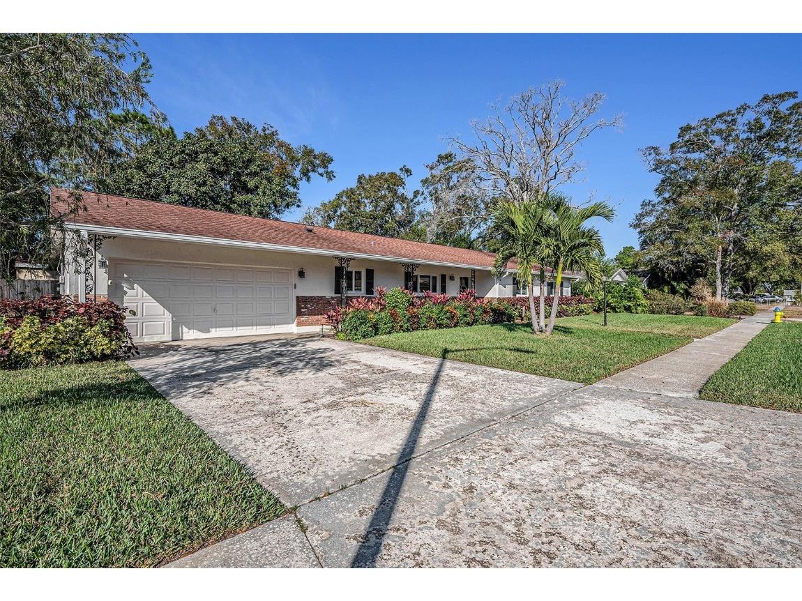 12710 Greenmoor Drive Tampa FL 33618 TB8451413 image3