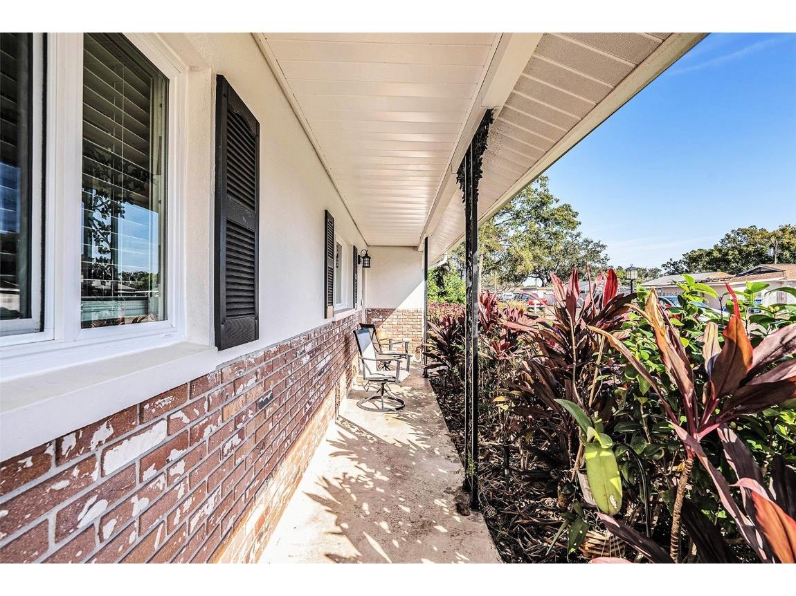 12710 Greenmoor Drive Tampa FL 33618 TB8451413 image4