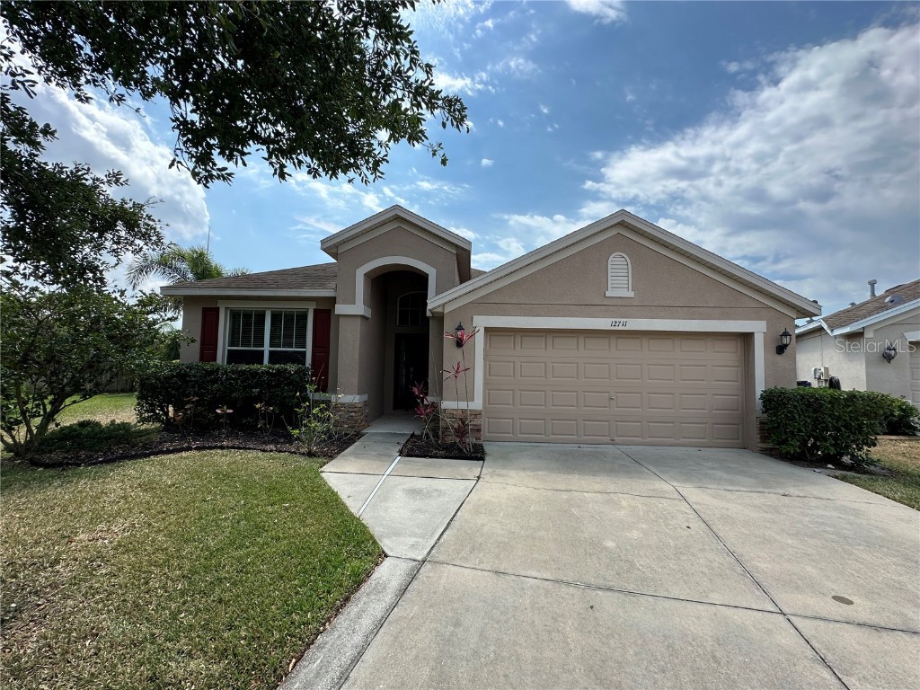 12711 Avelar Creek Drive Riverview FL 33578 T3437668 image1