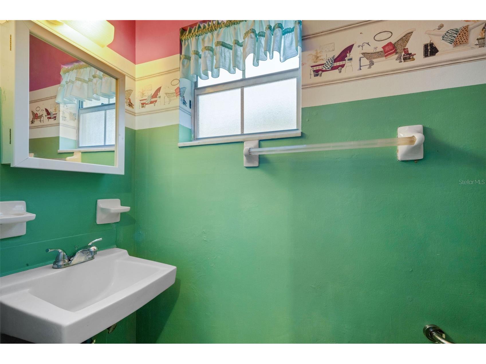 12712 Sebring Boulevard Tampa FL 33618 TB8511331 image37